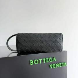 Picture of Bottega Veneta Handbags _SKUfw214921717fw